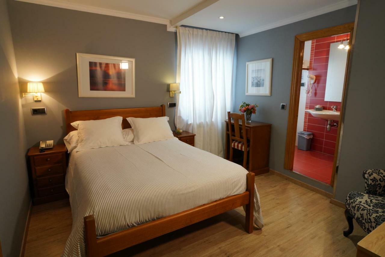 Hotel Arco Navia Buitenkant foto