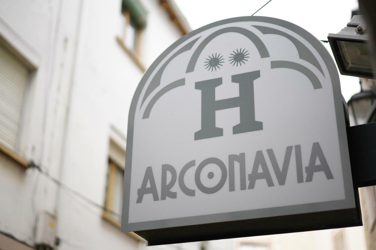 Hotel Arco Navia Buitenkant foto