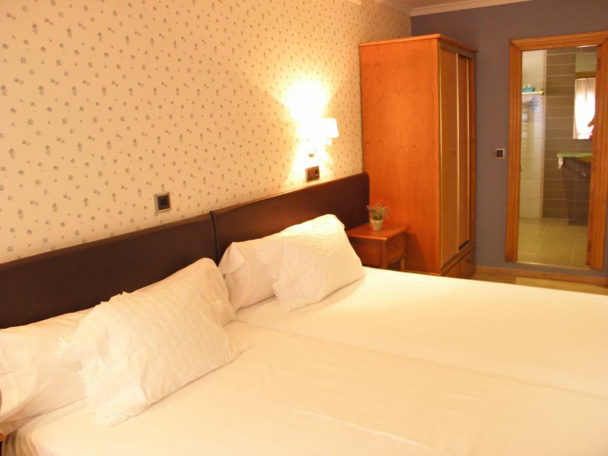 Hotel Arco Navia Buitenkant foto